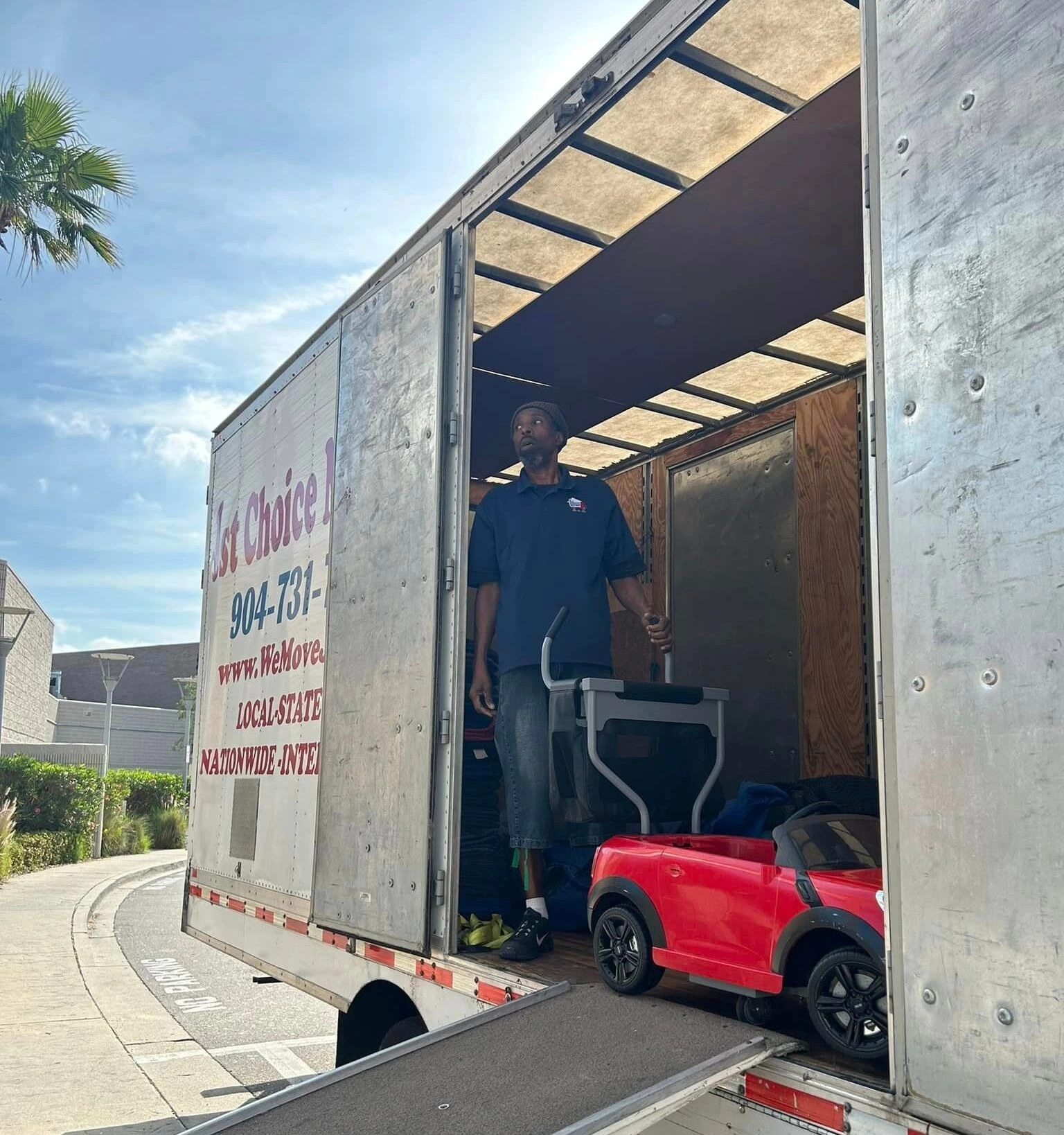 1st Choice Movers image 2