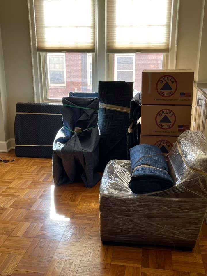 1st Step Movers logo