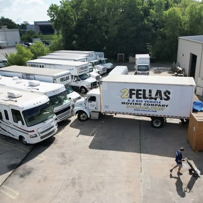2 Fellas Moving Company image 4