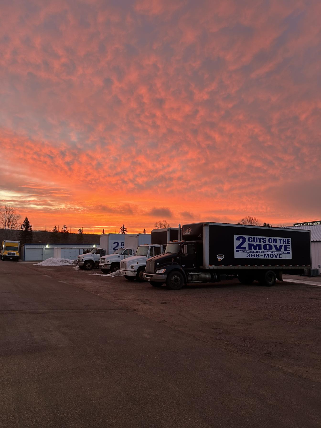 2 Guys On The Move Moving & Storage logo