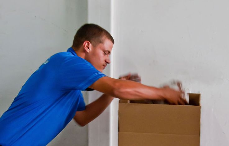 Altitude Movers Denver logo