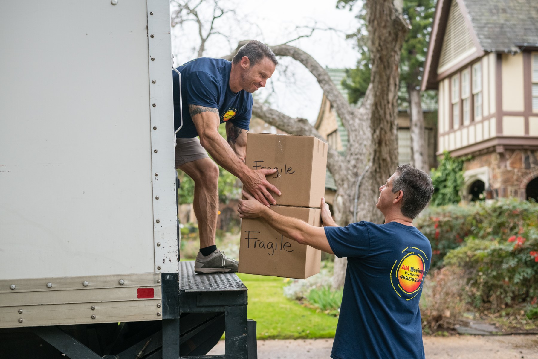 AM Moving Company logo