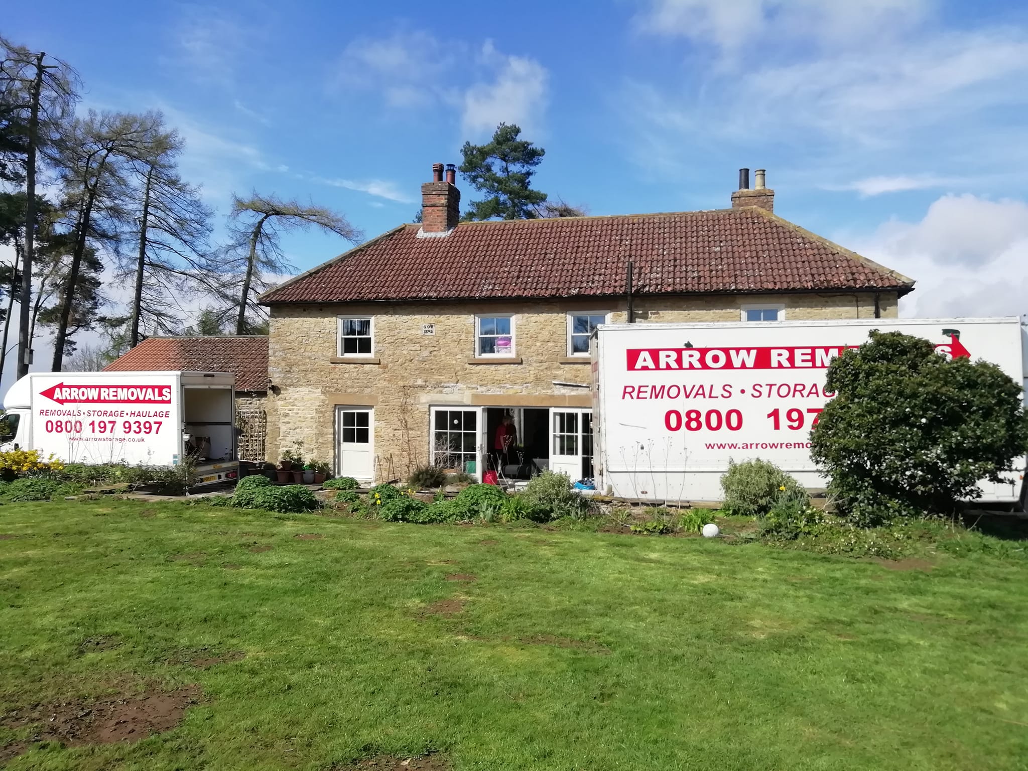 Arrow Removals & Storage logo