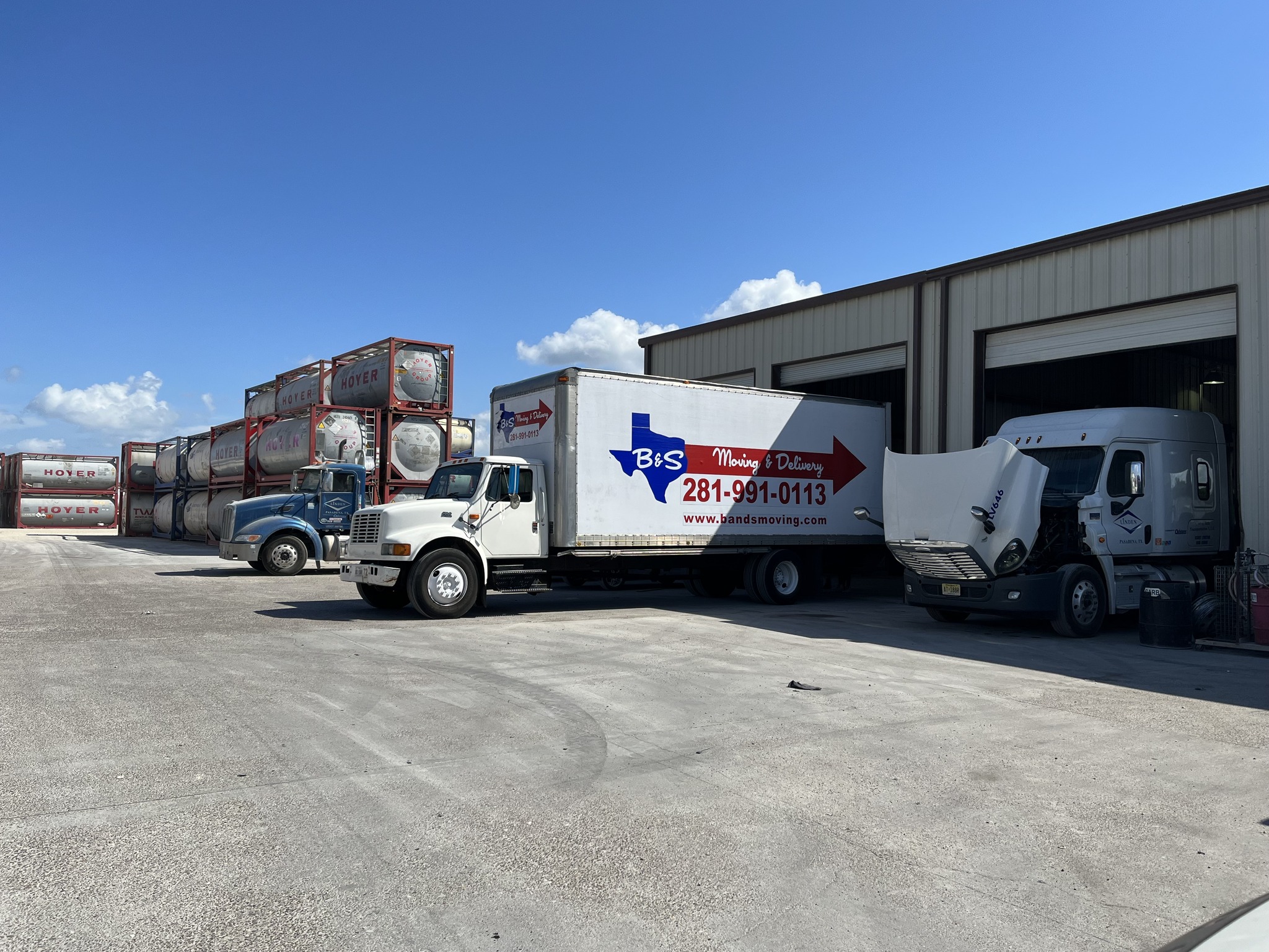 B & S Moving and Delivery logo