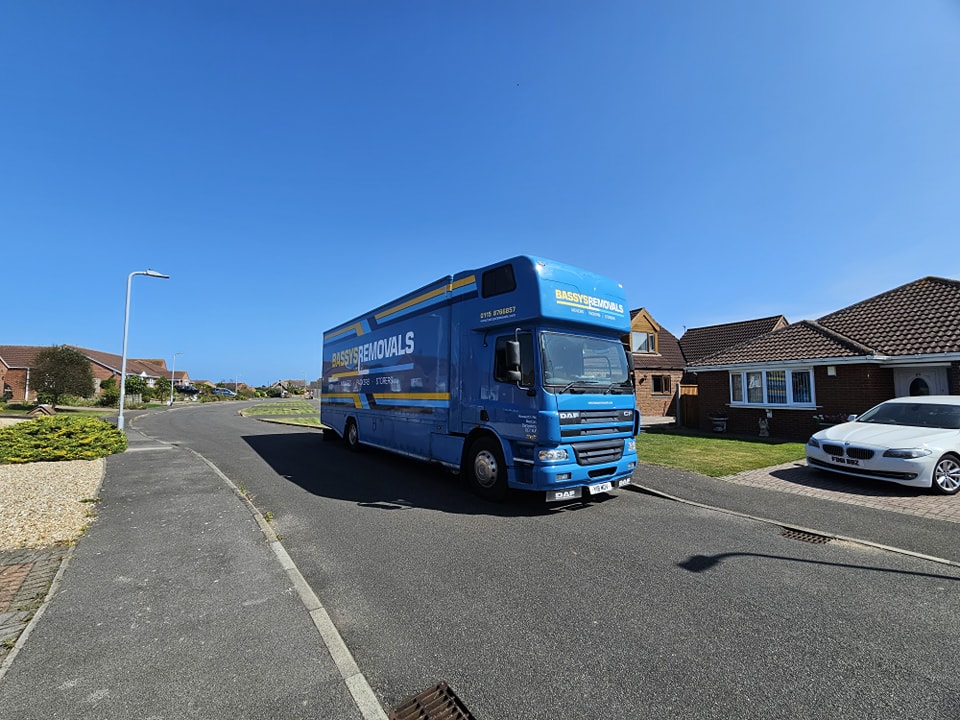 Bassy's Removals Notts Ltd logo