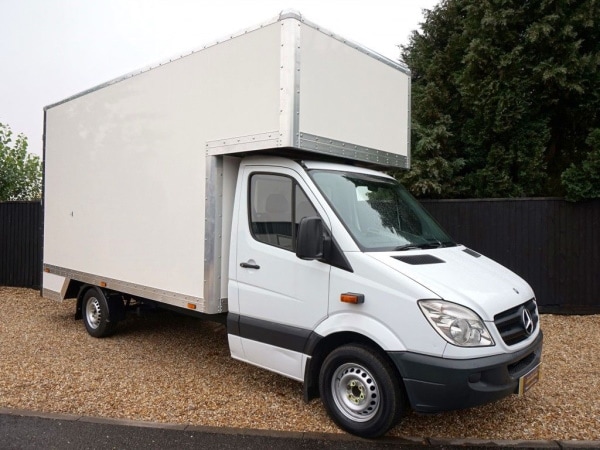 BEDFORD MAN AND VAN REMOVALS image 2