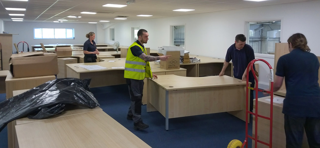 Big Red Movers image 2