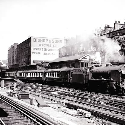 Bishop's Move Swindon image 2