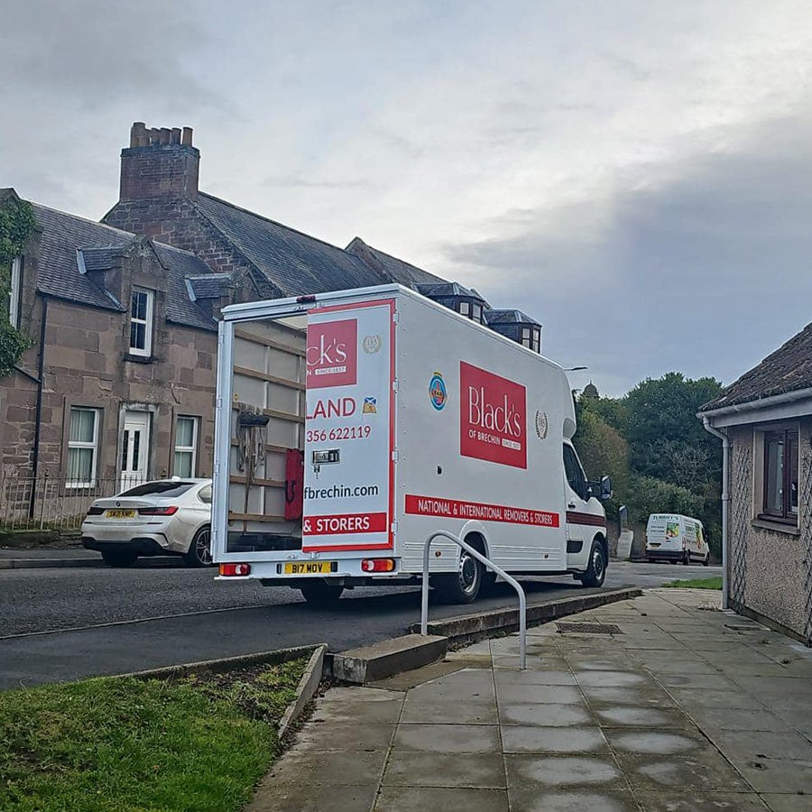 Black's Removals logo