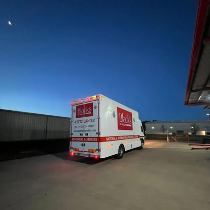 Black's Removals image 4