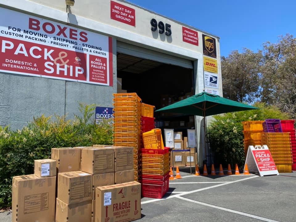 Boxes for Moving and Storage / Shipping Solutions logo