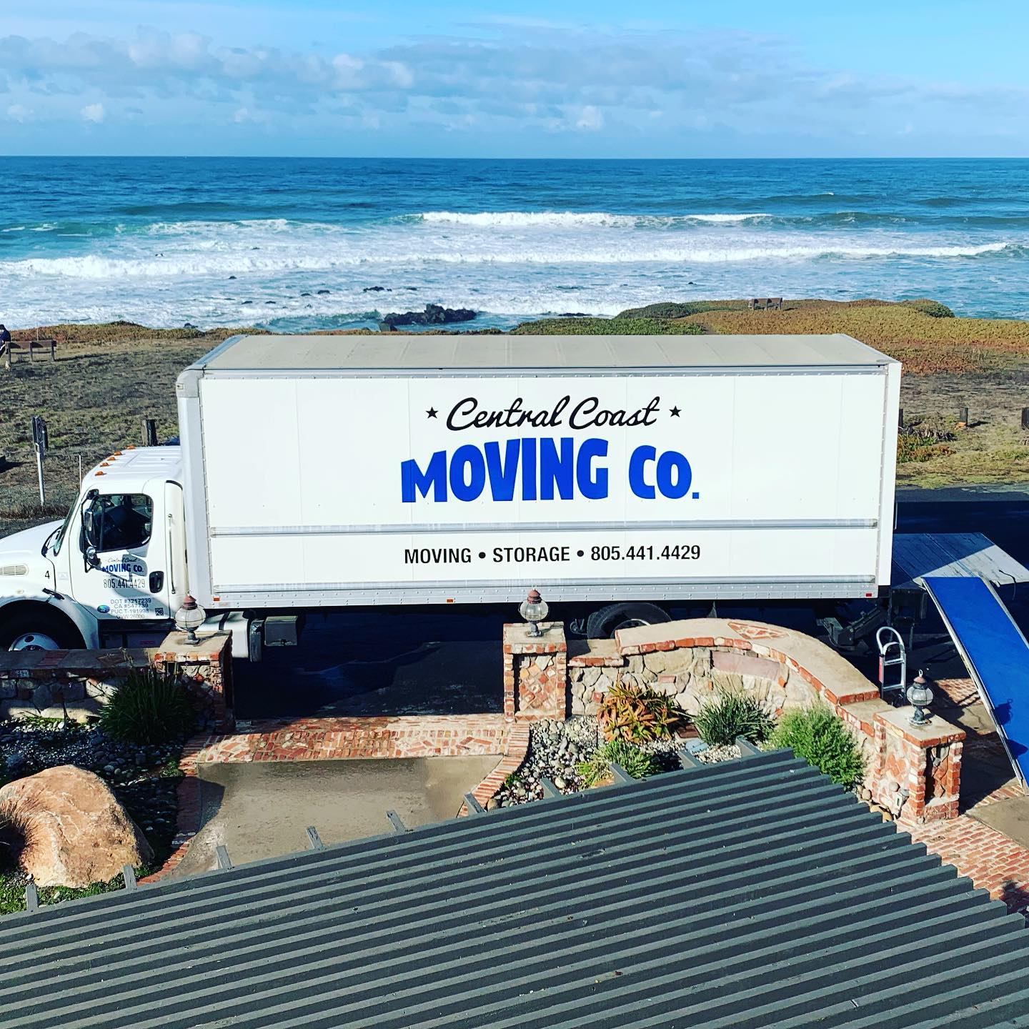 Central Coast Moving & Storage logo
