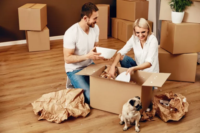 Colorado Springs Moving image 1