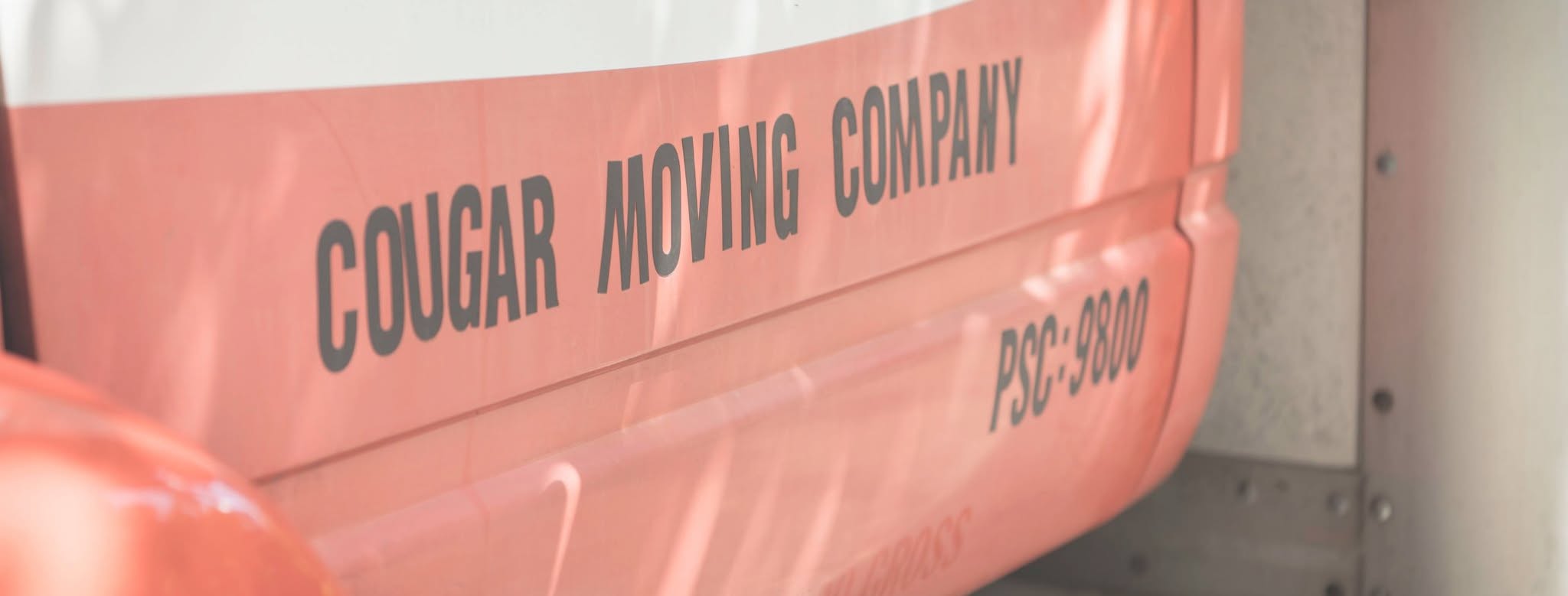 Cougar Moving logo