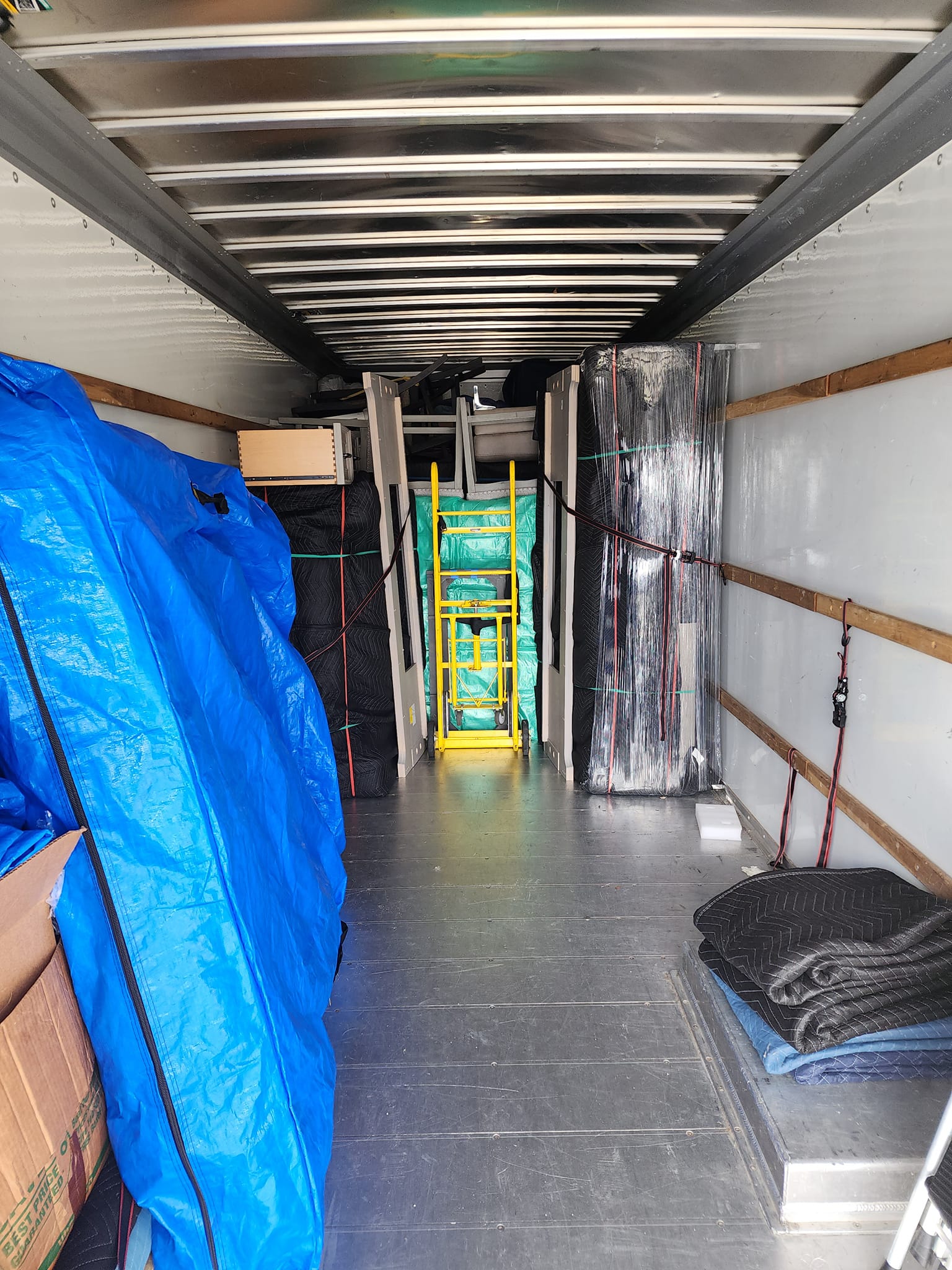 Florida's Reliable Moving Services logo