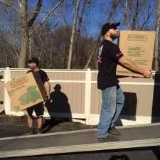 Four Guys and a Truck logo