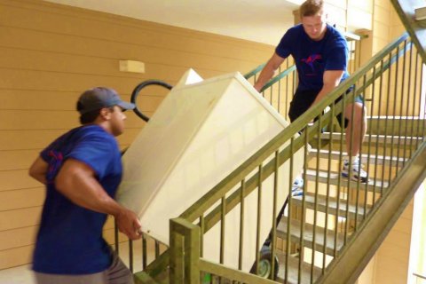 Friendswood Movers | Ever Moving image 3