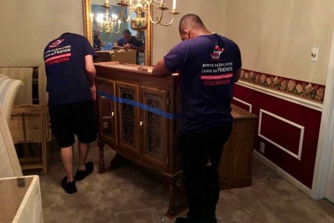 Friendswood Movers | Ever Moving image 2