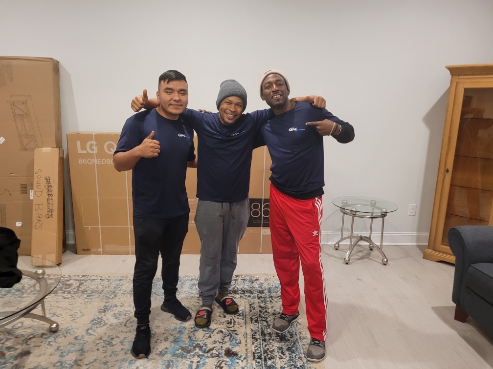 G M Van Lines Inc logo