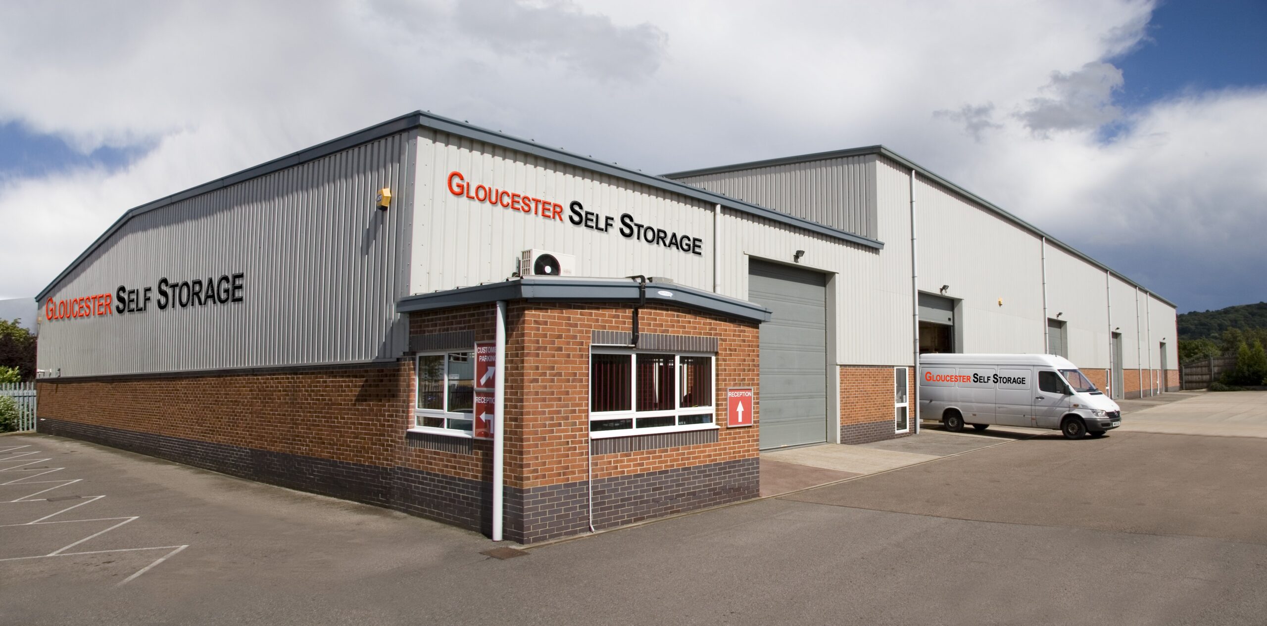 Gloucester Removals logo