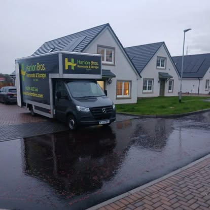 Hanlon Bros Removals & Storage image 3