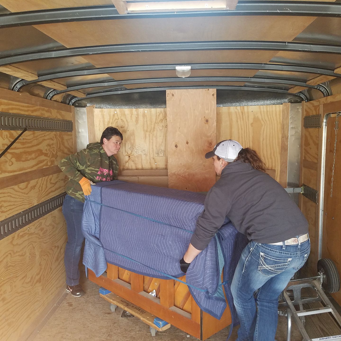 Herder Bros Inc logo