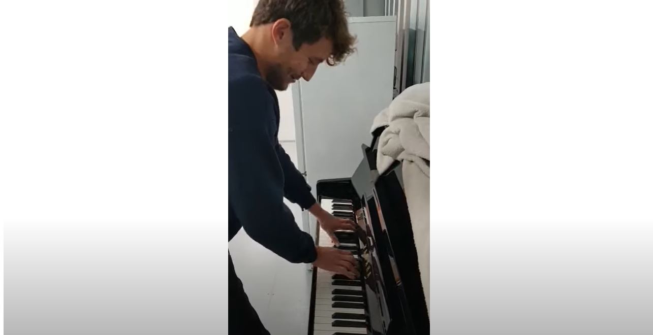 Hertfordshire Removals logo