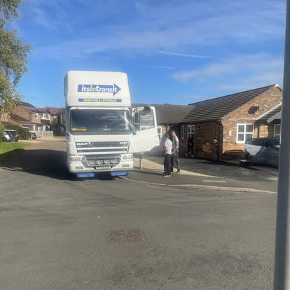 Its In Transit Removals & Storage image 4