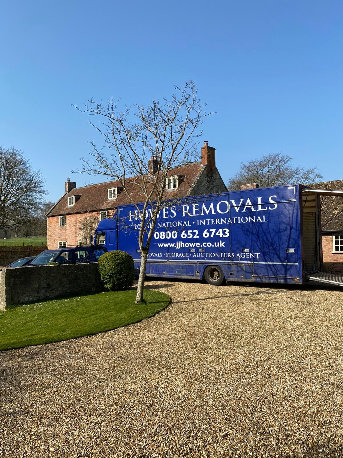 J & J Howe Removals Ltd image 1
