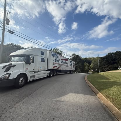 Jersey Moving Pro logo