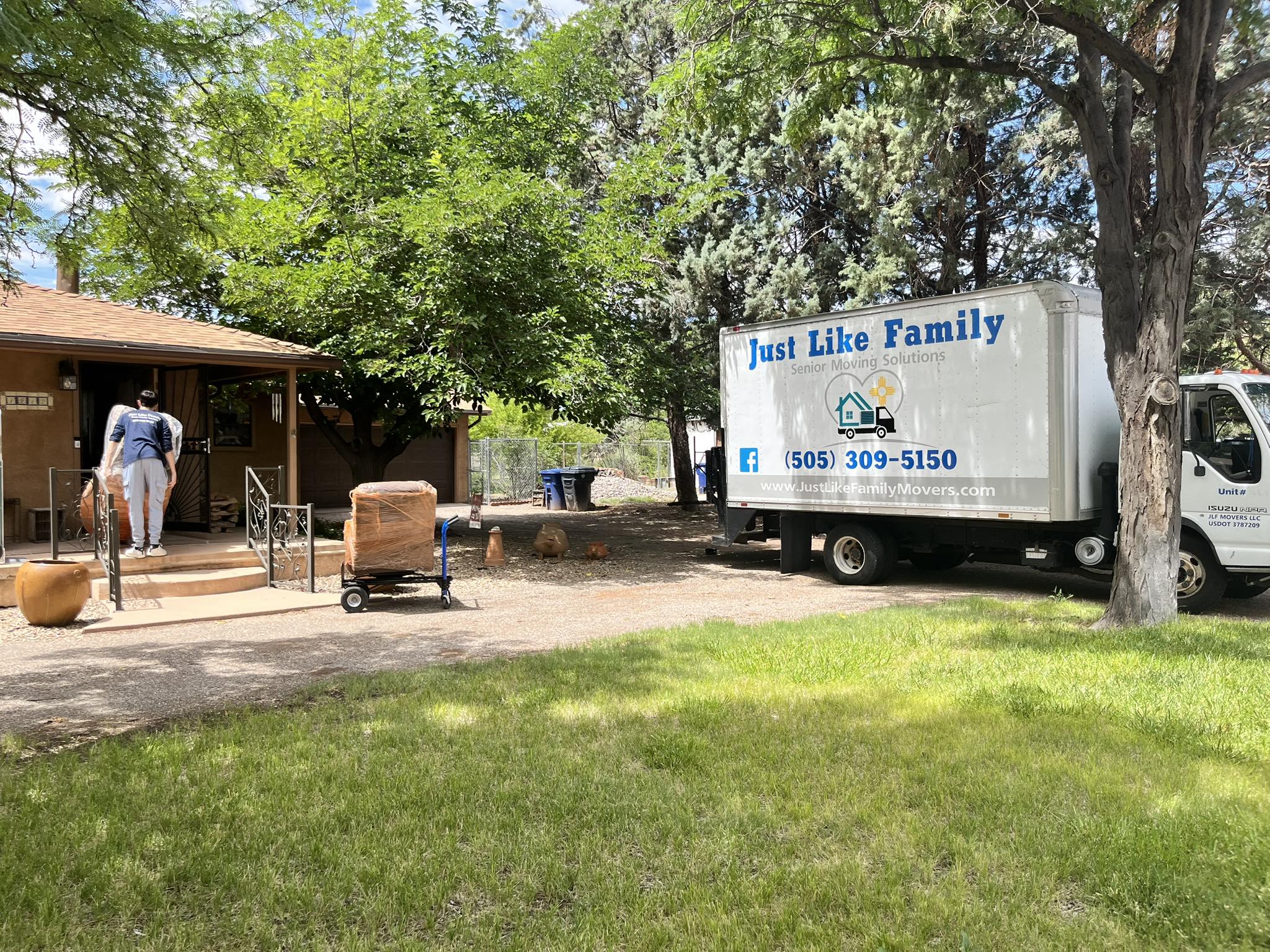 Just Like Family-Senior Moving Solutions logo