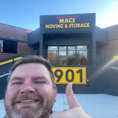 Macs Moving and Storage image 1