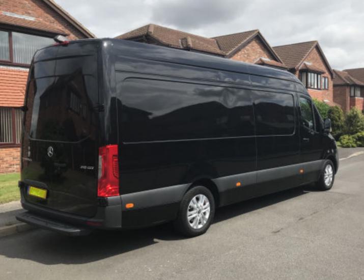 Man And Van Ipswich logo