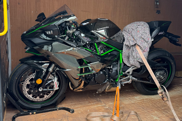 ManVanSheffield image 3