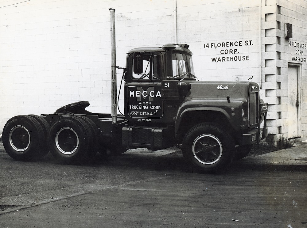 Mecca & Son Trucking Company Inc. logo
