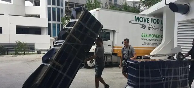 Miami Movers For Less image 2