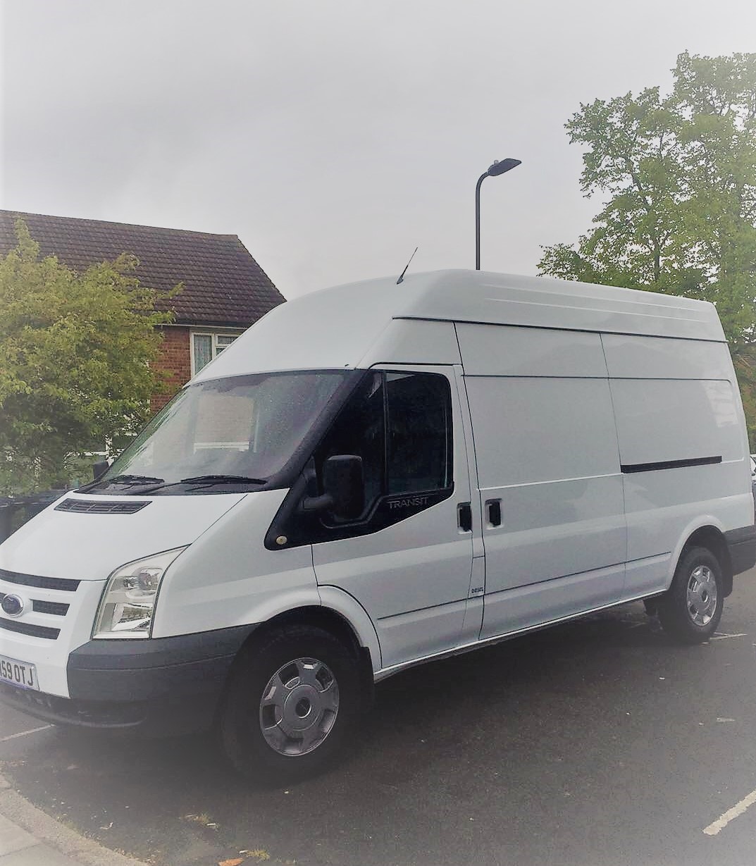 Muscle No Hustle logo