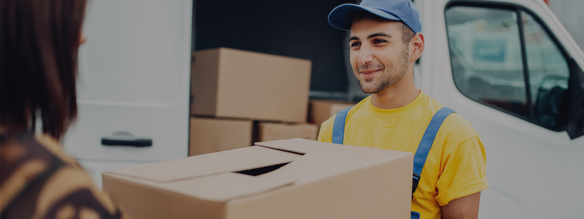 My man and Van Manchester/Vmove Removals logo