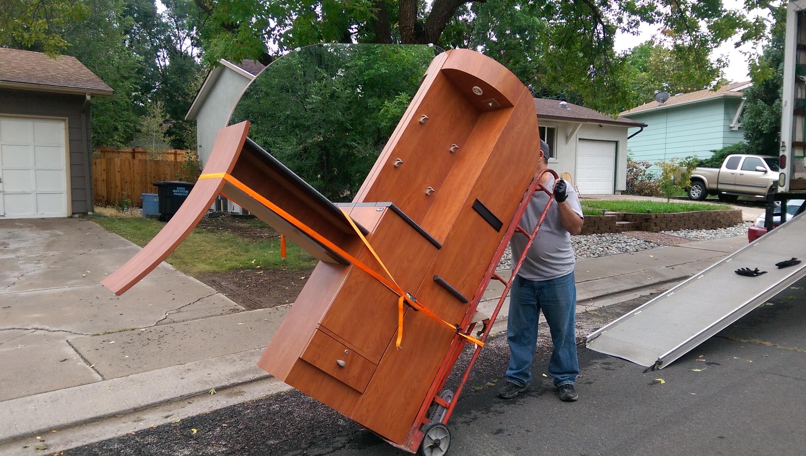 On The Move Moving Company image 4