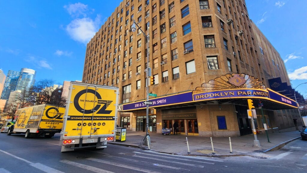 Oz Moving & Storage - Stamford Movers image 2