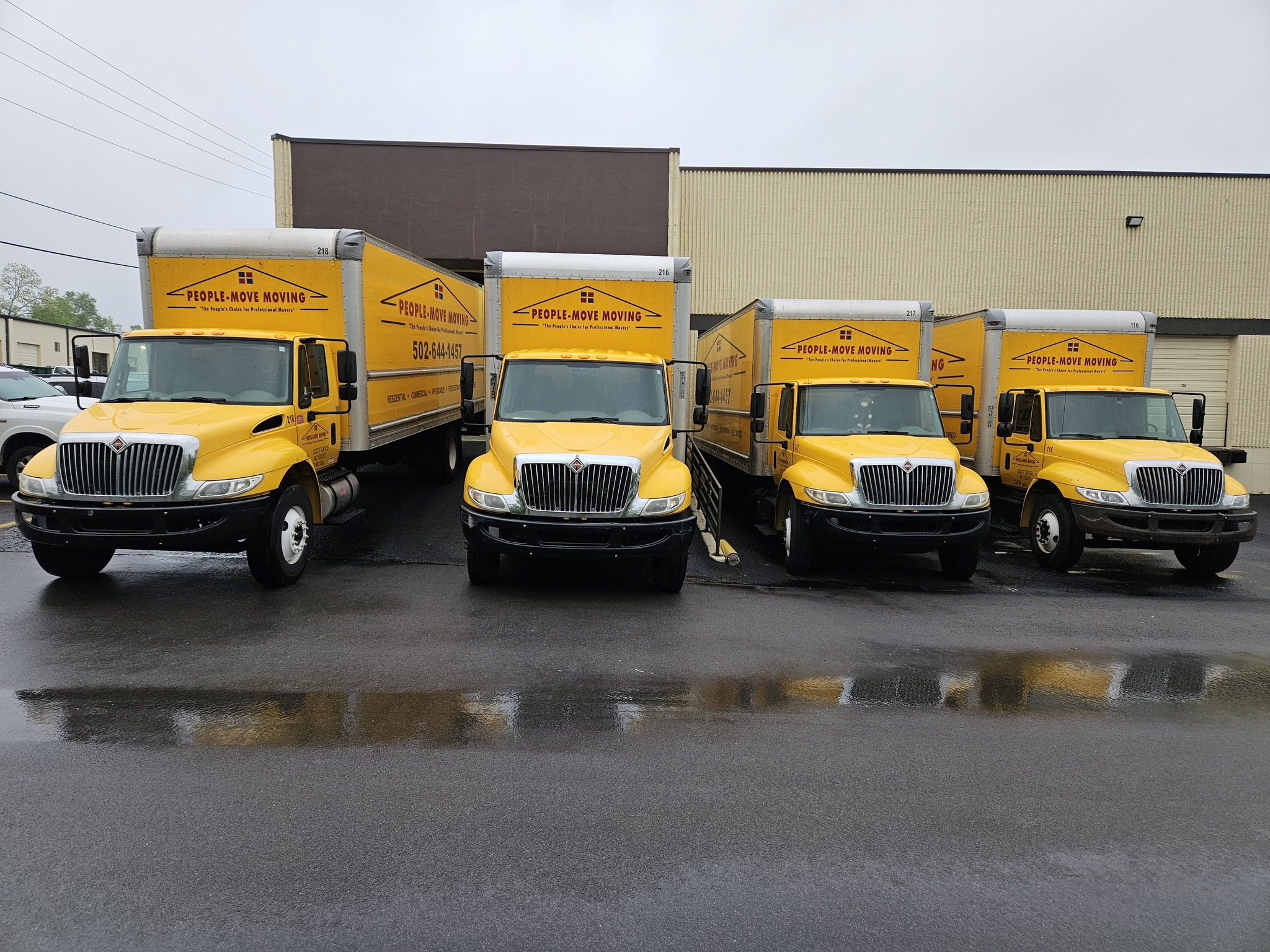 People-Move Moving | Moving Company | Indianapolis, IN logo