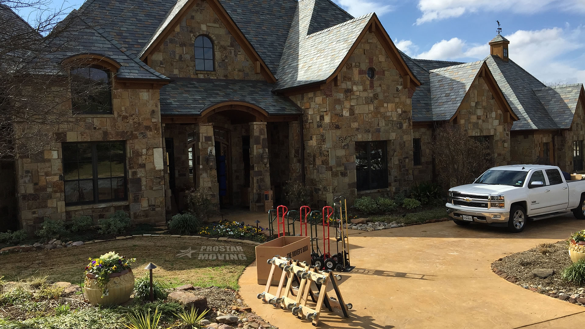 ProStar Moving LLC logo