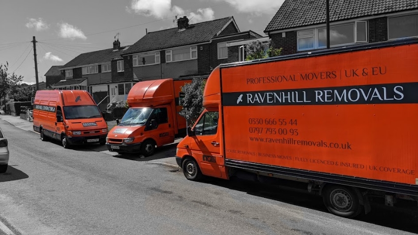 Ravenhill Removals logo