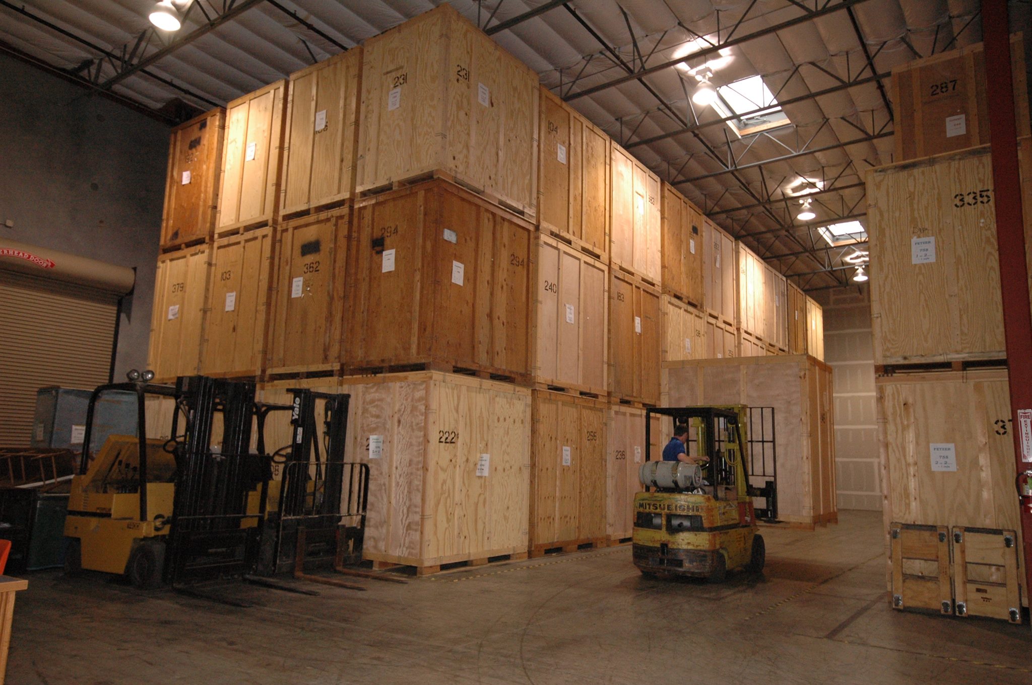Redwood Moving & Storage, Inc. image 3