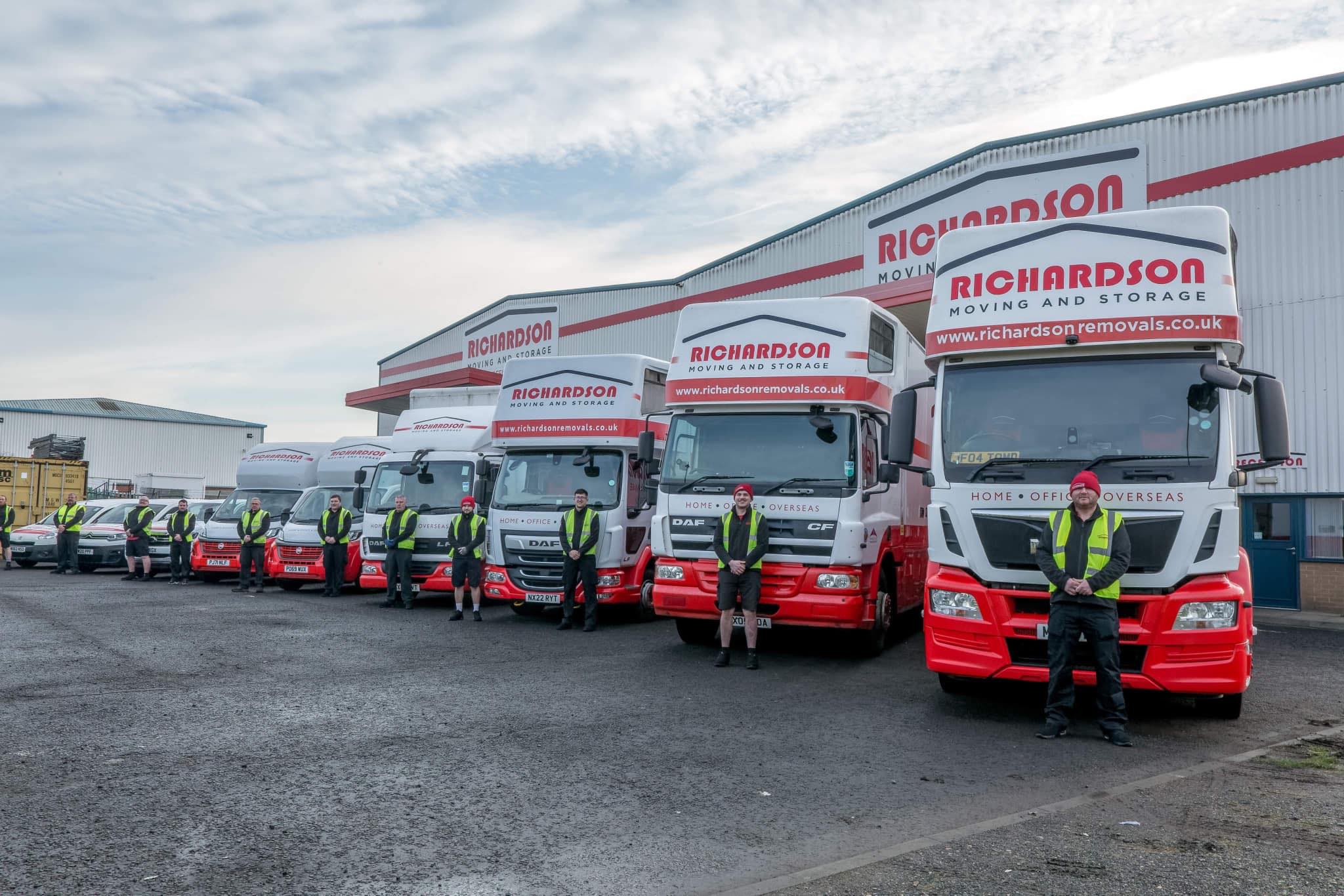 Richardson Moving & Storage Ltd logo