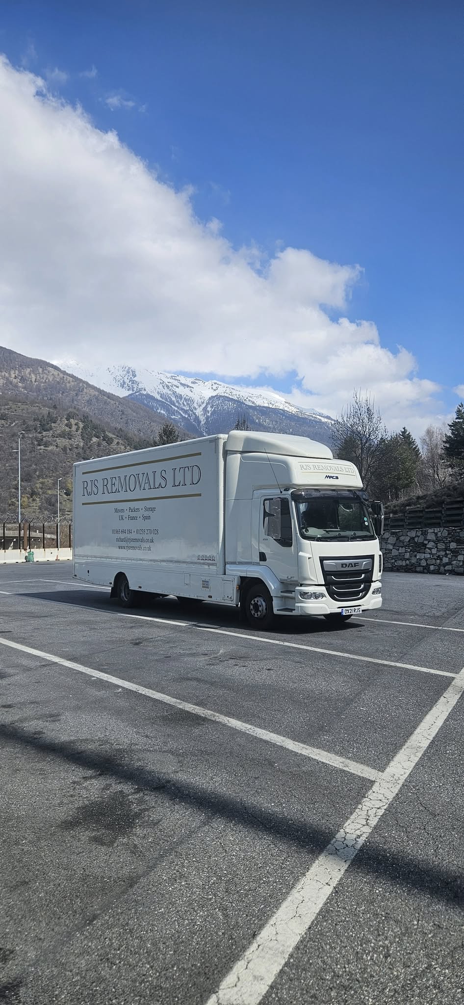 RJS Removals Ltd logo