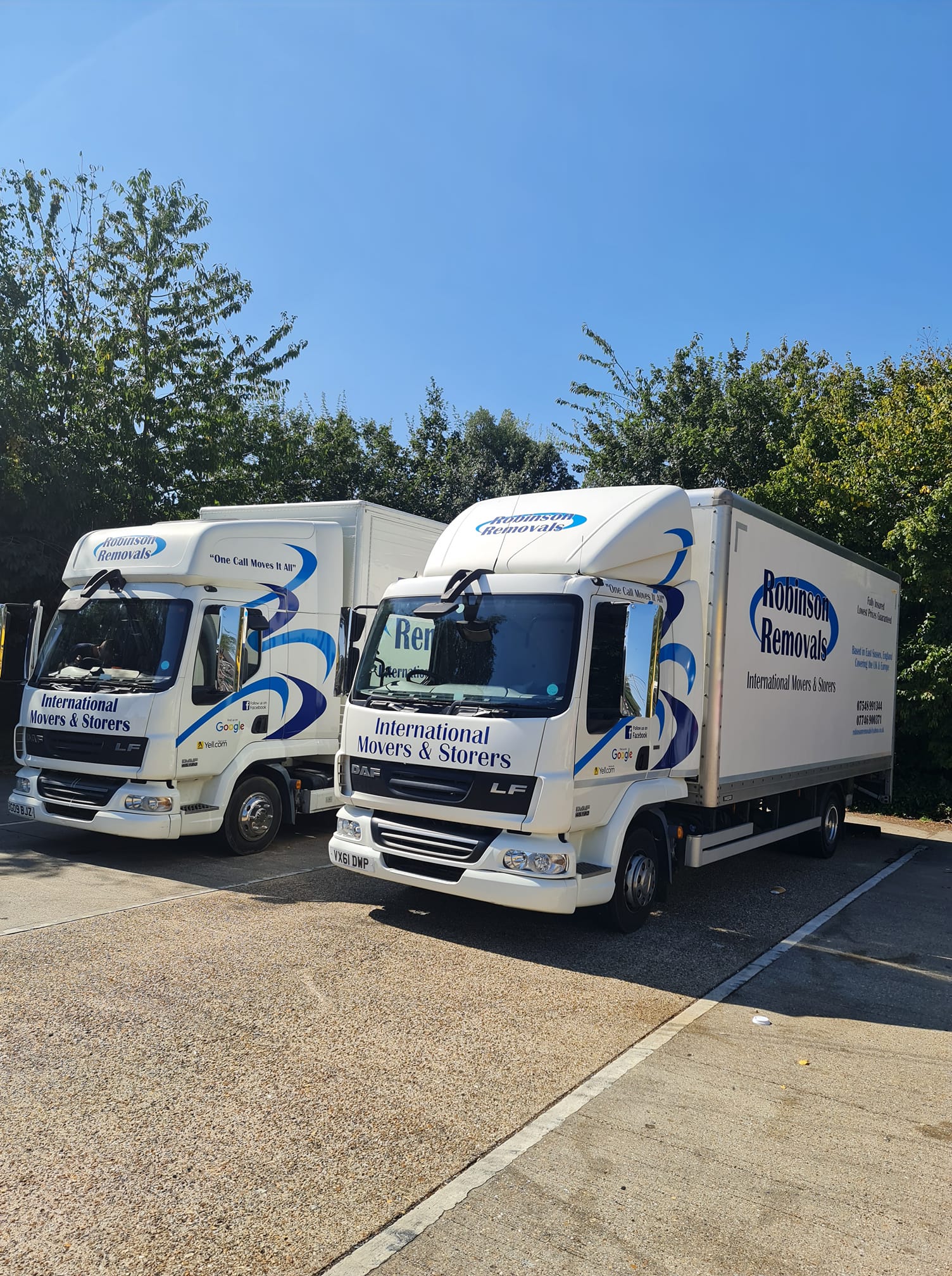 Robinson Removals logo