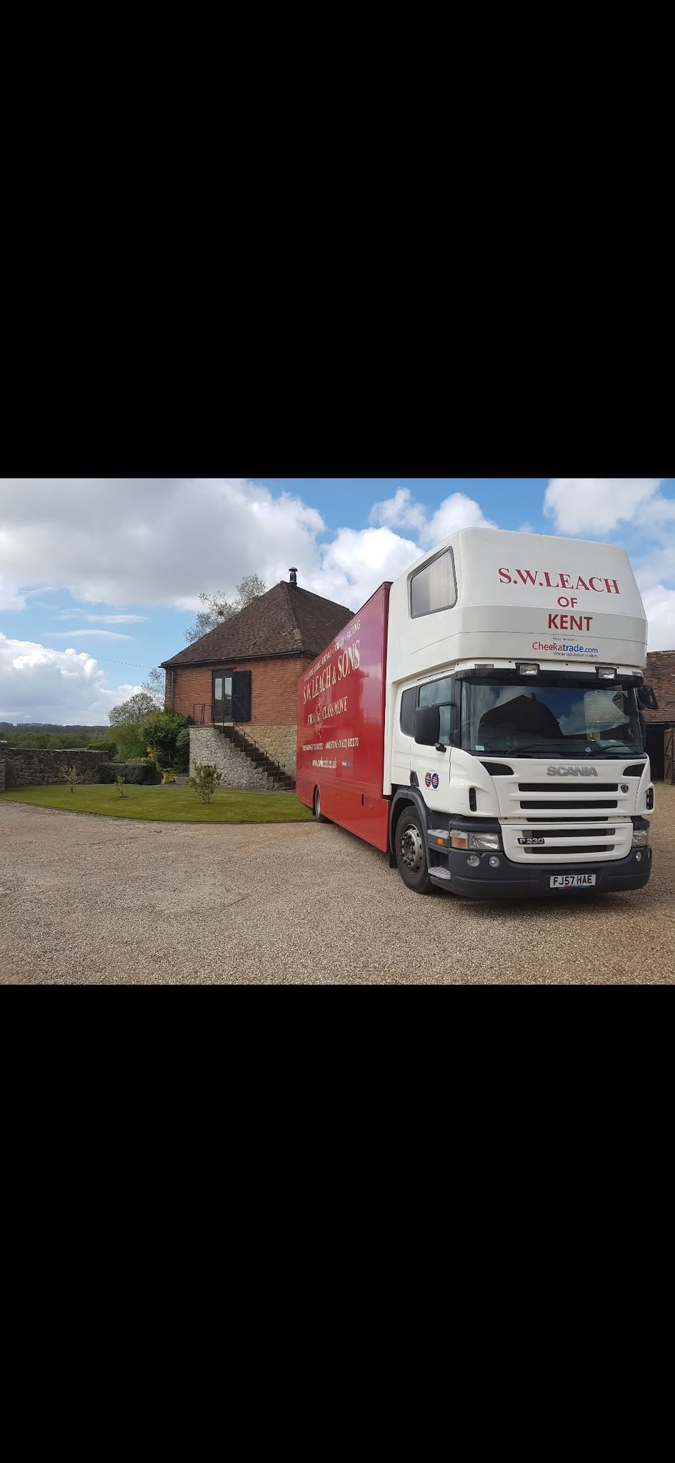 S W LEACH and SONS Removals and Storage image 4
