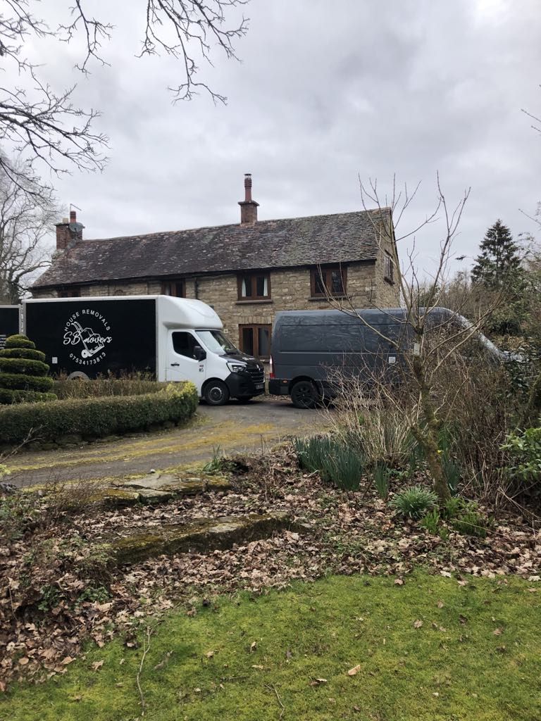 Sb movers limited logo