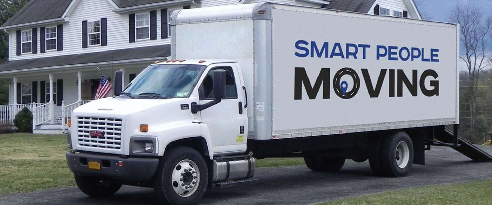 Smart People Moving logo